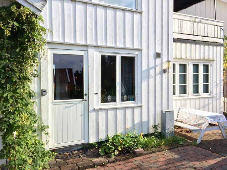 Apartamento Cosy Flat For 4 Persons Kristiansand Exterior foto